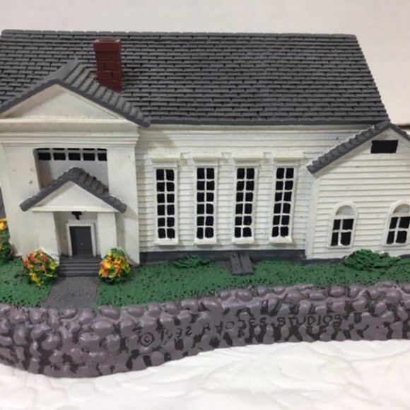 Norman Rockwell's Main Street Art Landmark Sculptures The Town Hall #82286 VTG - Picture 7 of 12